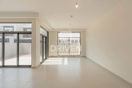 4 Bedroom Villa for Sale in Dubai South, Dubai - Brand New | Single Row | Middle Unit | Vacant