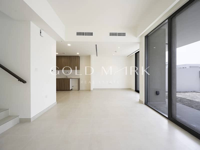 Vacant | Well Maintained | Close To Amenities