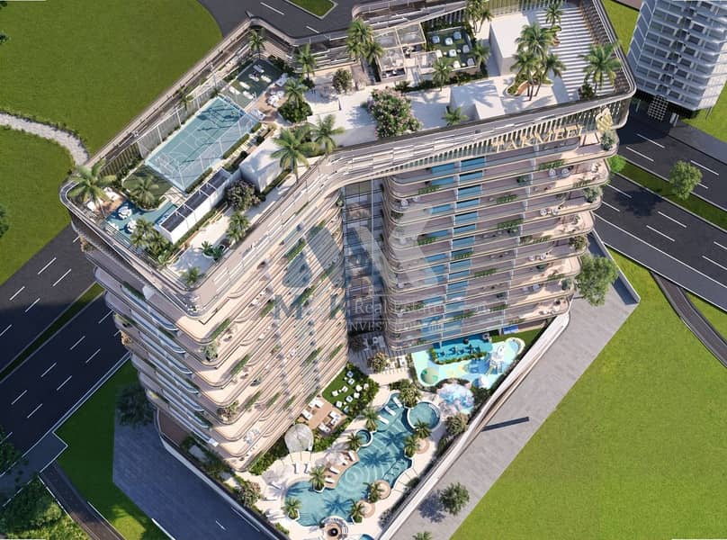 21 Exterior Large. jpeg