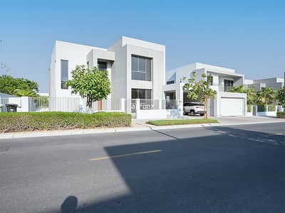 5 Bedroom Villa for Rent in Dubai Hills Estate, Dubai - 5BR + Maids | Unfurnished | Ready to Move-in