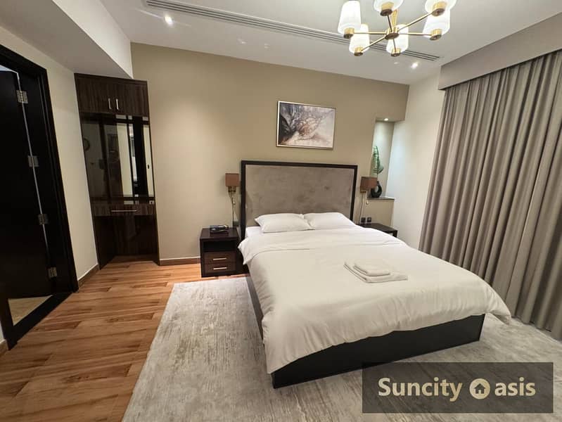 Canal View |Fully Furnished | Vacant Soon | Luxury