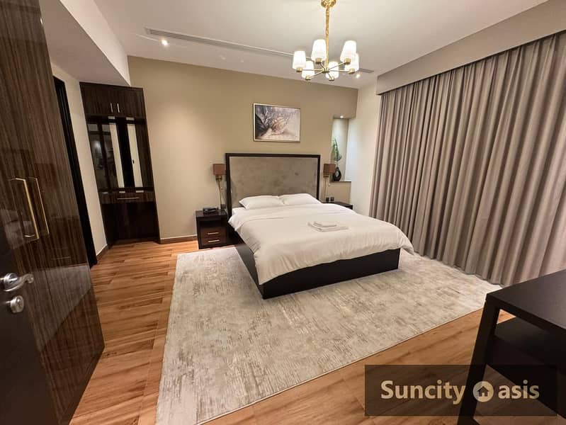 Canal View |Fully Furnished | Vacant Soon | Luxury