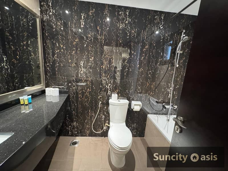 Canal View |Fully Furnished | Vacant Soon | Luxury - Image 6