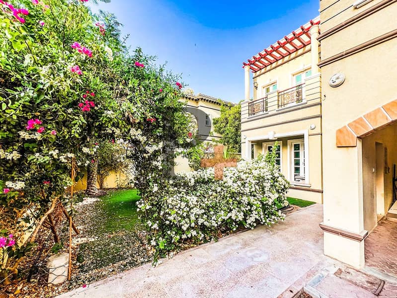 Вилла в Дубай Спортс Сити，Виктори Хайтс, 5 спален, 350000 AED - 12991778