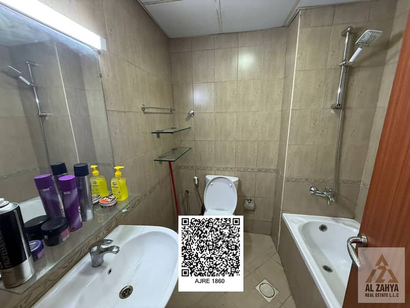 15 d81fa280-9e3f-4c6d-8814-39a72efa529a. jpg