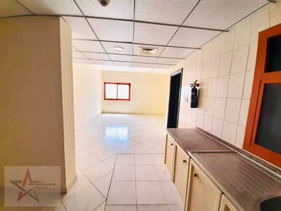 Studio for Rent in Abu Shagara, Sharjah - f585cc8d-8675-4619-884d-ddb3a7116376. jpeg