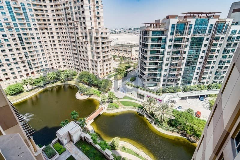 Golf  and Canal View | One Bed Large Lay Out