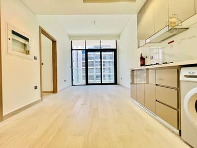 POOL AMENITIES VIEW - CHILLER FREE - PRIME LOCATION - KITCHEN APPLIANCES