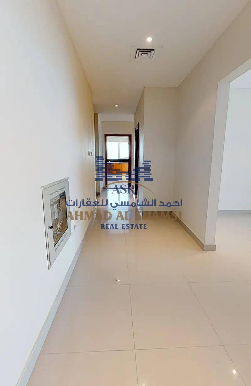 9 1e31eac0-42bc-465a-bbb6-d7a7efc90cf0. jpg