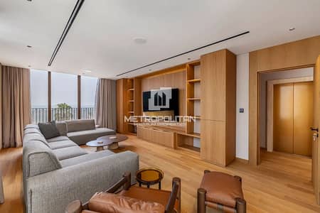 5 Bedroom Townhouse for Rent in Jumeirah, Dubai - Luxury Upgrade | Vacant | Private Beach