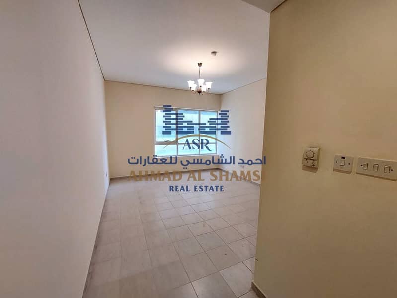 8 08fa89f2-2de5-4702-86a3-5623b2a6839e. jpg