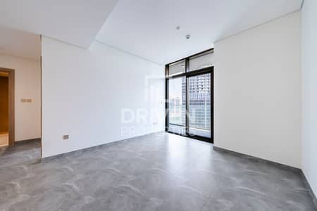2 Bedroom Flat for Rent in Business Bay, Dubai - Pristine Unit | High Floor Overlooking Canal View