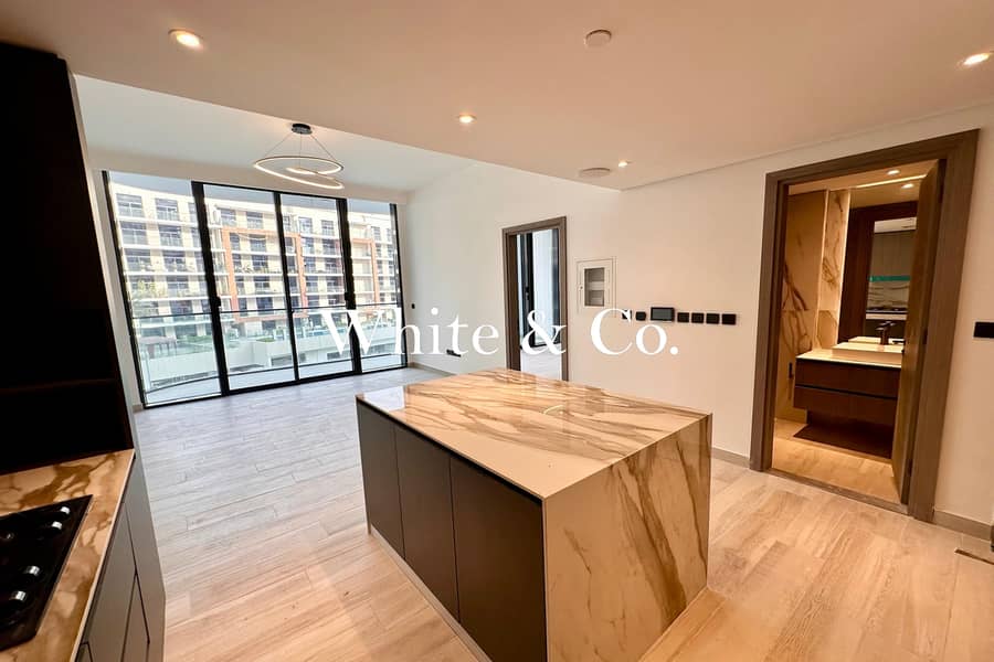 Brand New Apartrment | Pool Views | Vacant