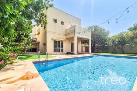 3 Bedroom Villa for Rent in The Meadows, Dubai - Private Pool | Vacant | Great Condition