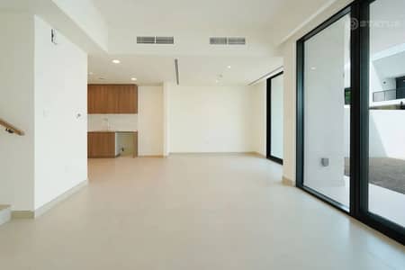 3 Bedroom Townhouse for Rent in Town Square, Dubai - Family Home | Modern | Move-in Ready