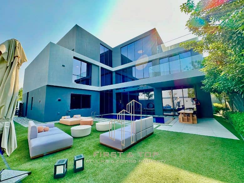 39 pool villa. PNG