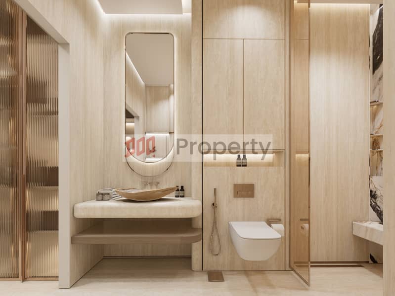 7 Bathroom. jpg