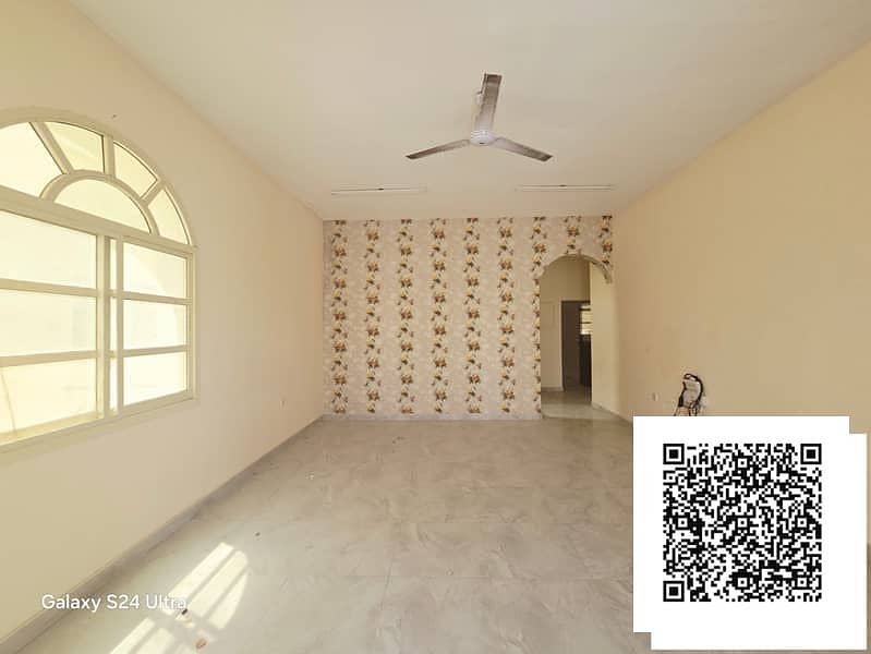 8 1000134816. jpg
