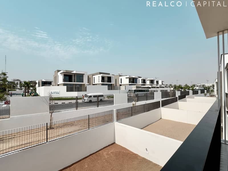 Elegant 4-Bed | Multiple Options Available