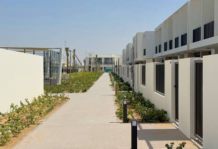 تاون هاوس 4 غرف نوم للايجار في تاون سكوير، دبي - c3aee2fd-b2b1-4e40-b11e-3e17e5f1b9d8. jpeg