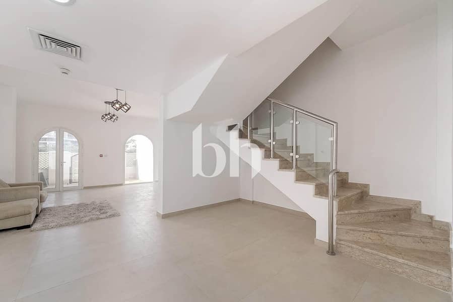 Fully Renovated | Extended | High ROI | Park View