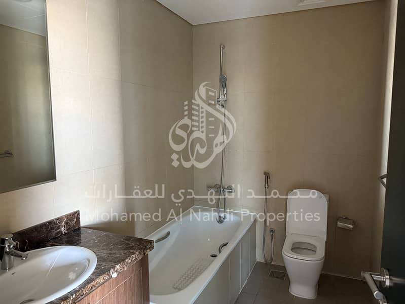 25 157e16bd-7346-4975-986e-7d5fecfee6a6. jpg