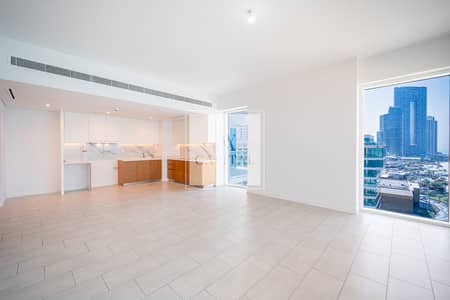 2 Bedroom Apartment for Rent in Jumeirah Beach Residence (JBR), Dubai - Beachfront Elegance | 2BR with Sea Views at La Vie