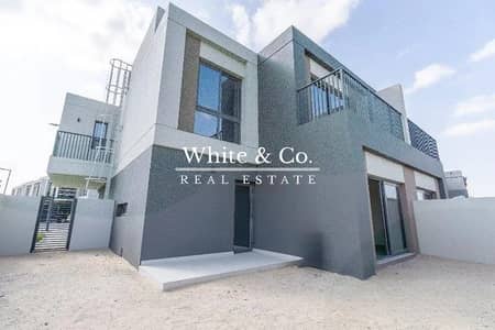 4 Bedroom Villa for Sale in Dubai South, Dubai - Vastu Compliant |Modern Finishing| Brand New