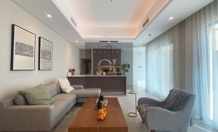 11 livingroom-2-1. jpg