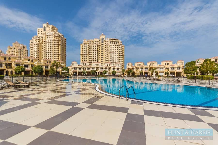 位于阿尔哈姆拉小镇，哈姆拉村别墅区 2 卧室的联排别墅 82000 AED - 13000138