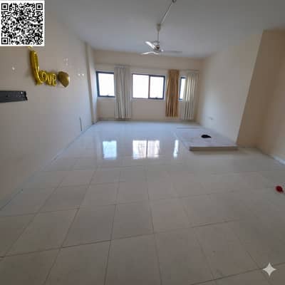 In Al Barken, a studio for annual rent in Falcon Towers, 23,000 in 6 installments. The largest spaces in Ajman in Al Rashidiya in Falcon Towers.