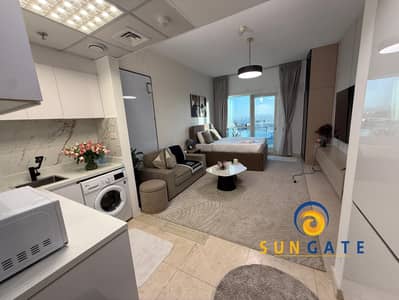 fully furnished , Mid Floor , Prime Location