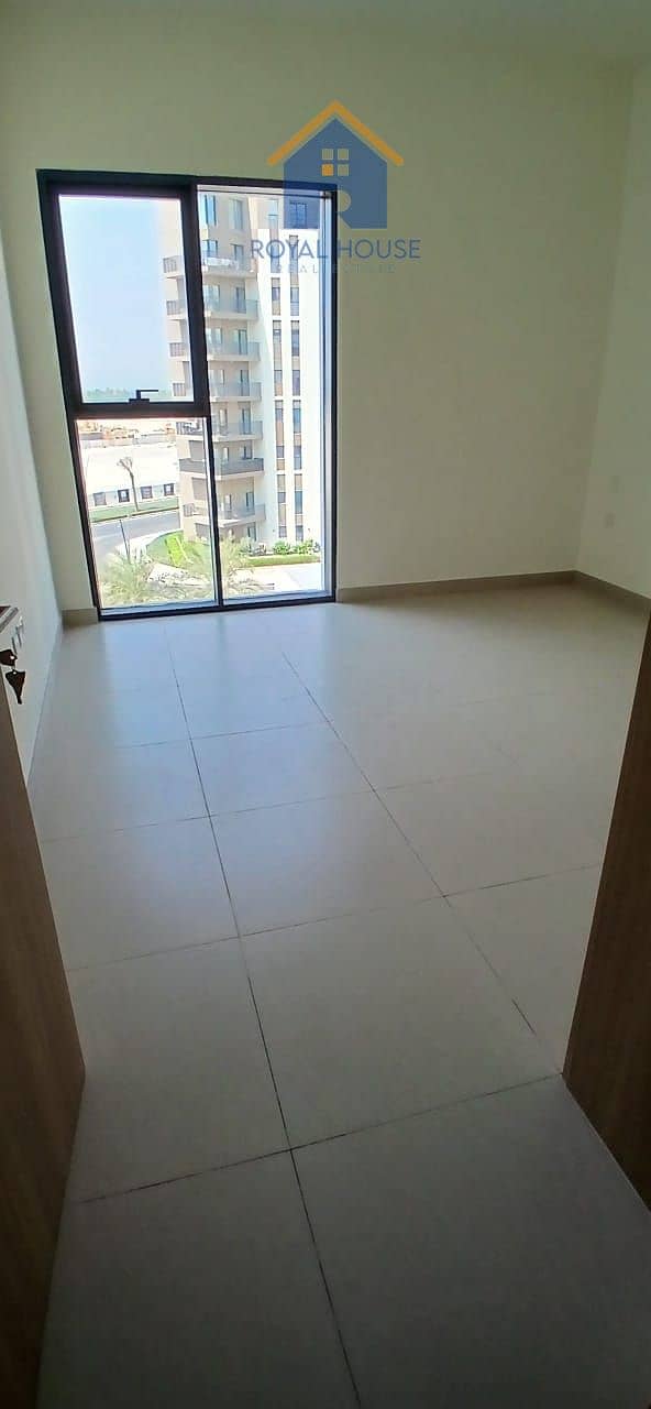 6 WhatsApp Image 2025-10-07 at 13.17. 52_47c2265f. jpg