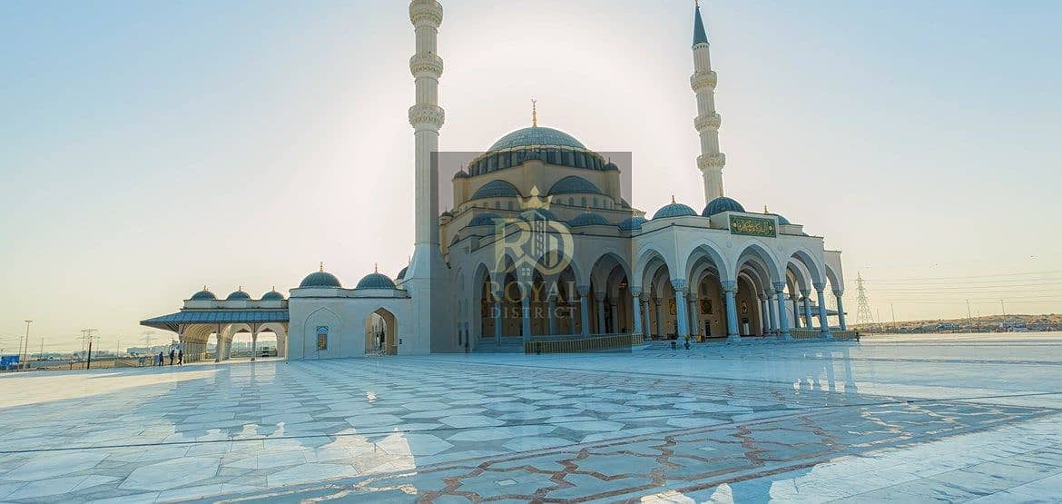 20 sharjahmosque13_1. jpg