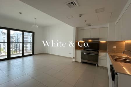 2 Bedroom Apartment for Sale in Town Square, Dubai - Vacant Now | Stunning Pool View | Open Plan Living