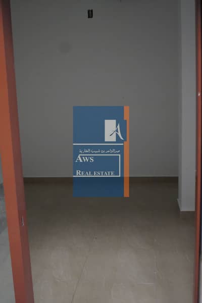 محل تجاري  للايجار في ديرة، دبي - DSC09586. JPG