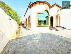 فیلا في مردف 4 غرف 220000 درهم - 13000539