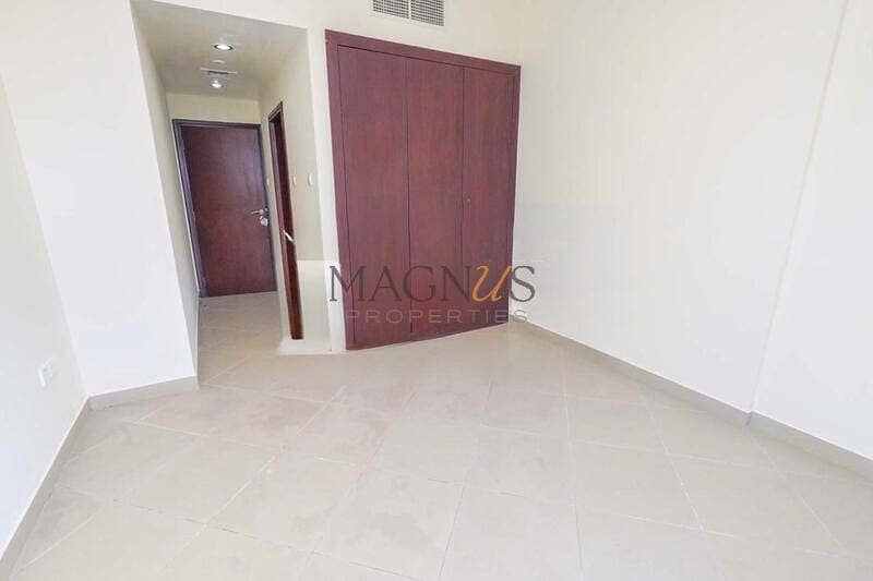 EXCLUSIVE | VACATING SOON | CLOSED KITCHEN