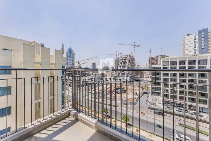 位于阿尔扬街区，埃尔兹公寓 的公寓 525000 AED - 11216008