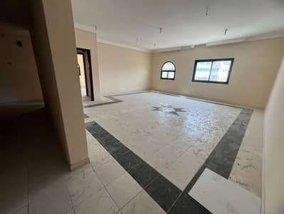 شقة 3 غرف نوم للايجار في القاسمية، الشارقة - IMG-20251007-WA0015. jpg