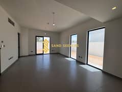Double Row ! Ready To Occupy ! Demanding Location
