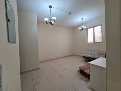 库拉亚赫， 夏尔迦 1 卧室单位待租 - صورة واتساب بتاريخ 1447-04-14 في 15.42. 46_5b712cd0. jpg