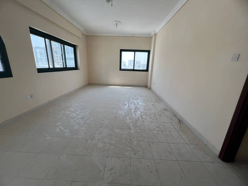 12 صورة واتساب بتاريخ 1447-04-15 في 12.43. 27_ee74020f. jpg