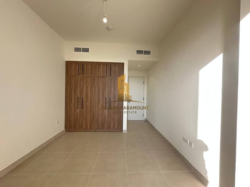 Single Row | Prime Location | Spacious layout