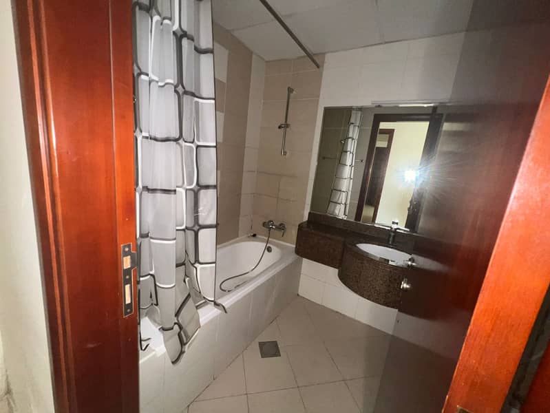 12 صورة واتساب بتاريخ 1447-04-15 في 16.51. 33_ba5fd626. jpg