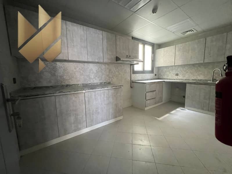 6 صورة واتساب بتاريخ 1447-04-13 في 14.48. 17_ebef5e13. jpg