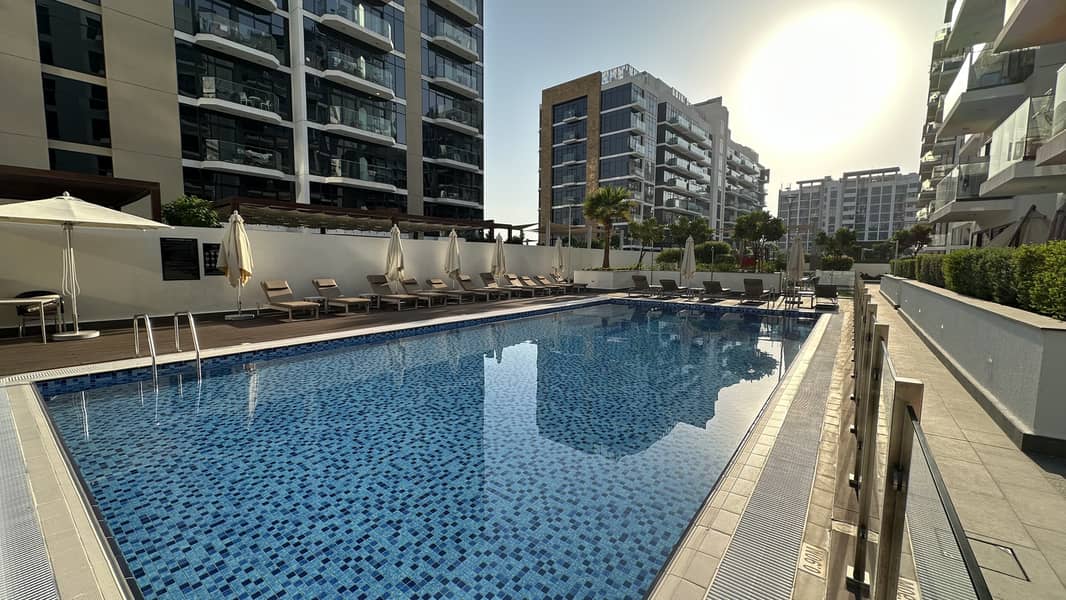 Fully Furnished 1BR | Pool View I Vacant - Image 15
