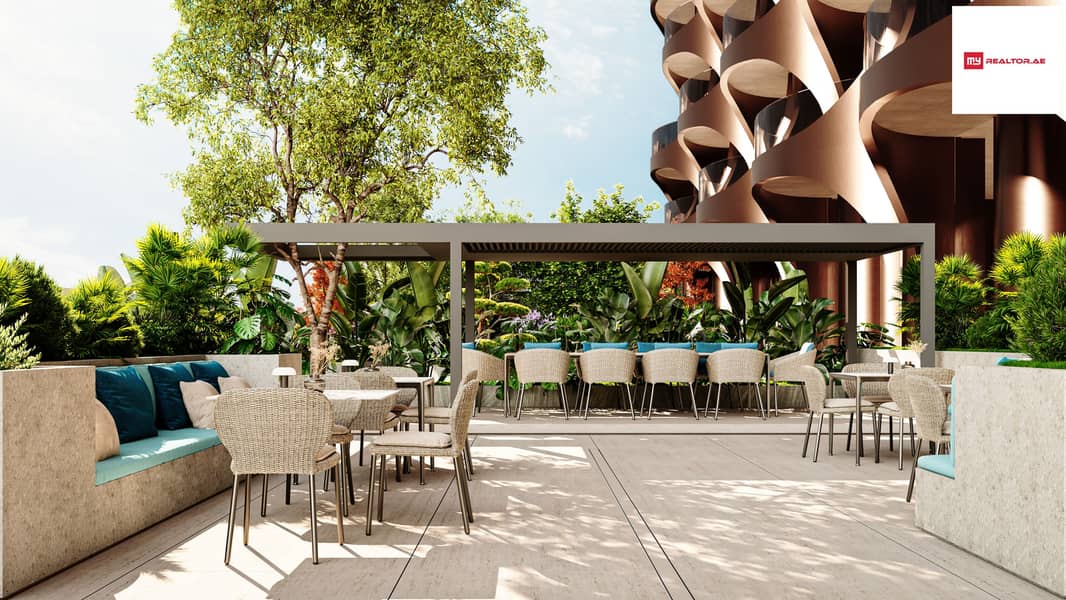 31 Outdoor Dining. png