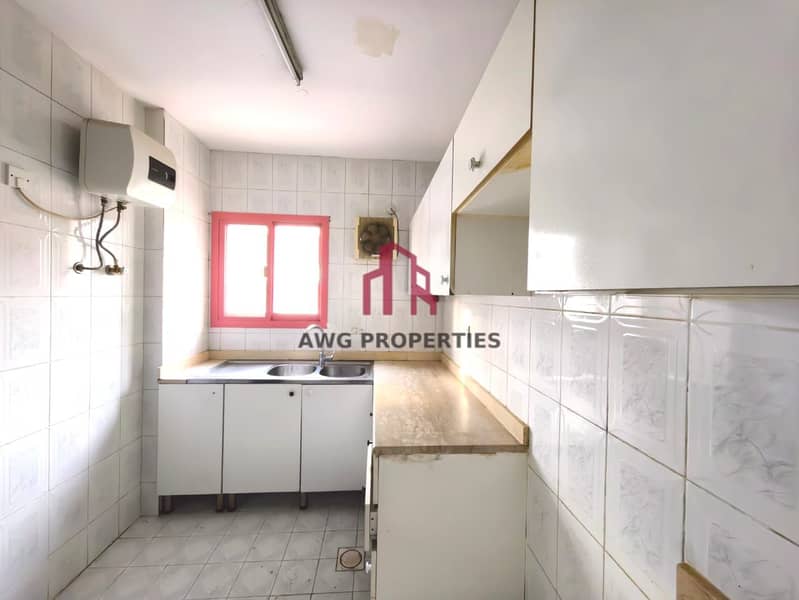 12 a1120fbf-4c16-4e5a-91bc-e85b6f490bac. jpg
