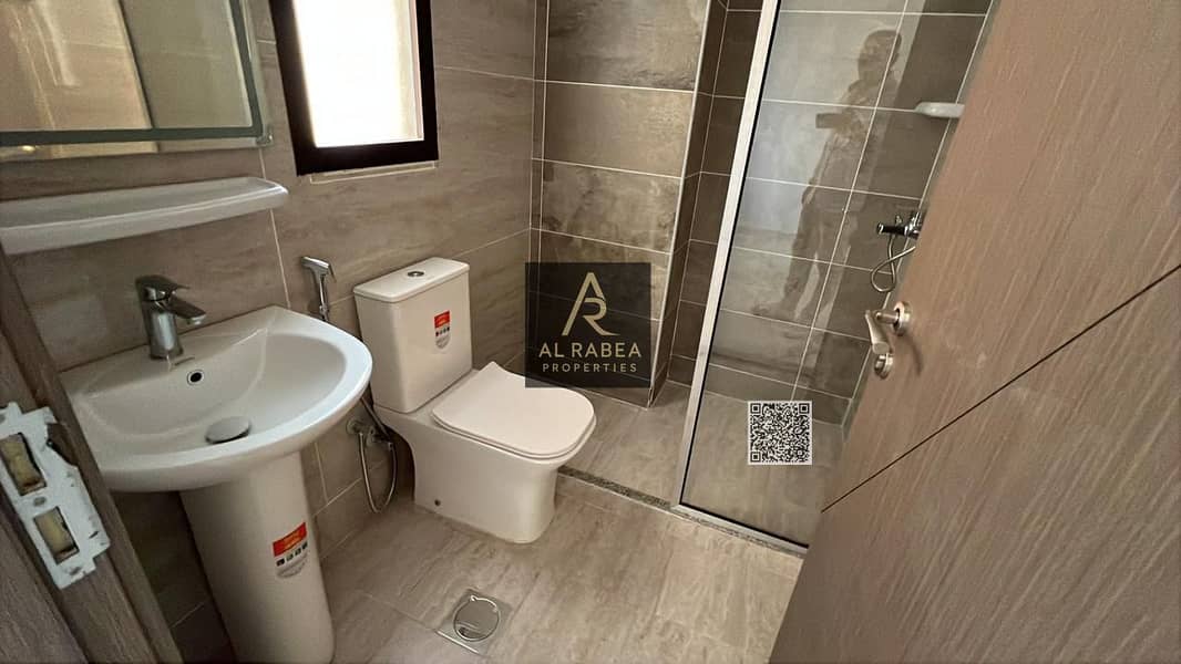 11 aabb15d1-ac48-42ac-83bc-8aa98e812cd9. jpg